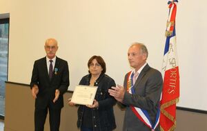 Dordogne : Remise de diplôme à Madame Nelly RIGOULET